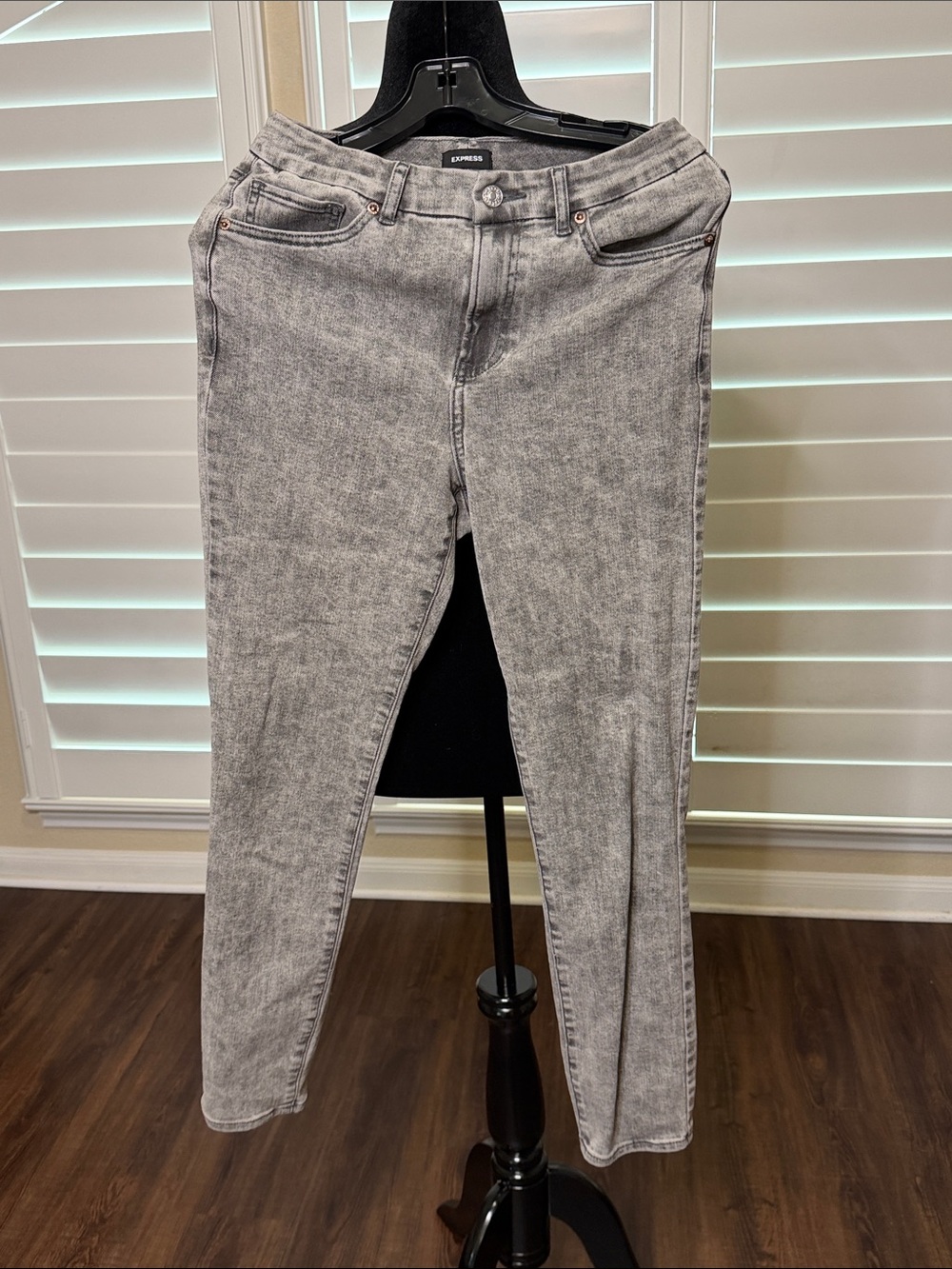 Express Women’s Gray Acid-Wash Skinny Jeans M 6/8/10